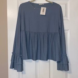 Boutique top, bell sleeves